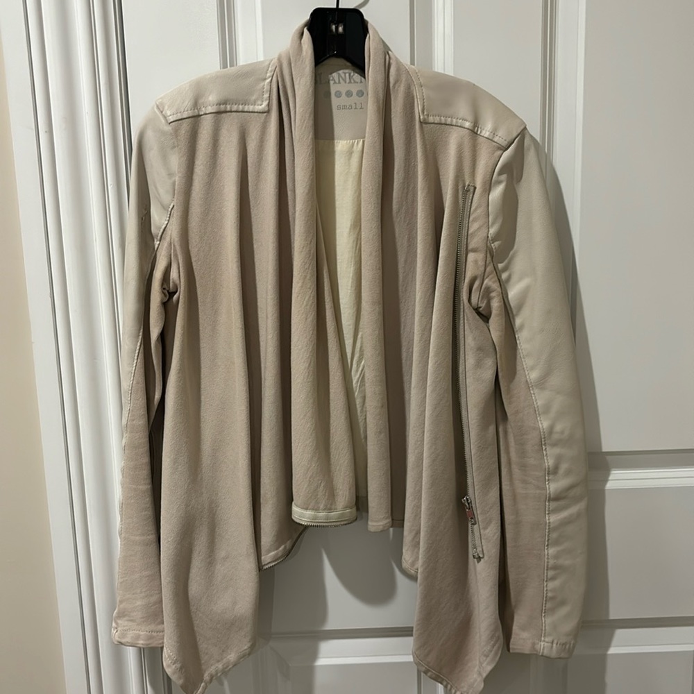 Blank NYC faux leather sleeve zip up jacket. Cream. Size small.